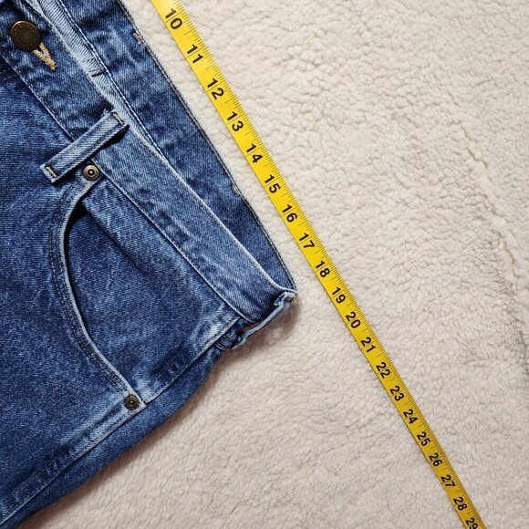 Wrangler 36x30 Medium Wash Regular Fit Straight Leg Denim Blue Jeans Western - Picture 7 of 7
